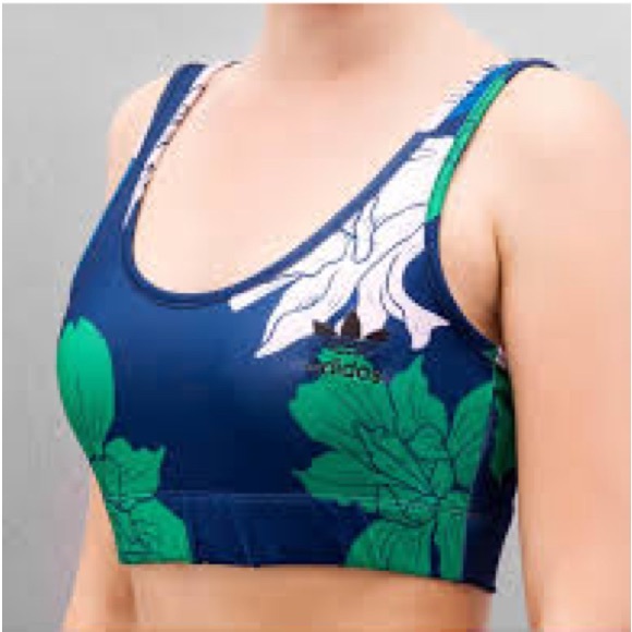 Adidas Originals 3 Piece Set - Picture 10 of 10